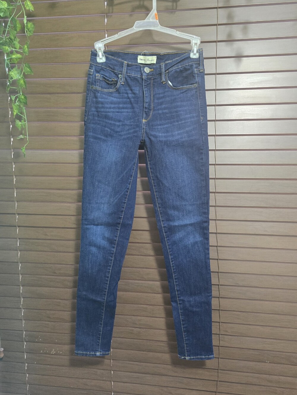 Gap True Skinny Dark Wash Mid-rise Women's Jeans Size 26R
